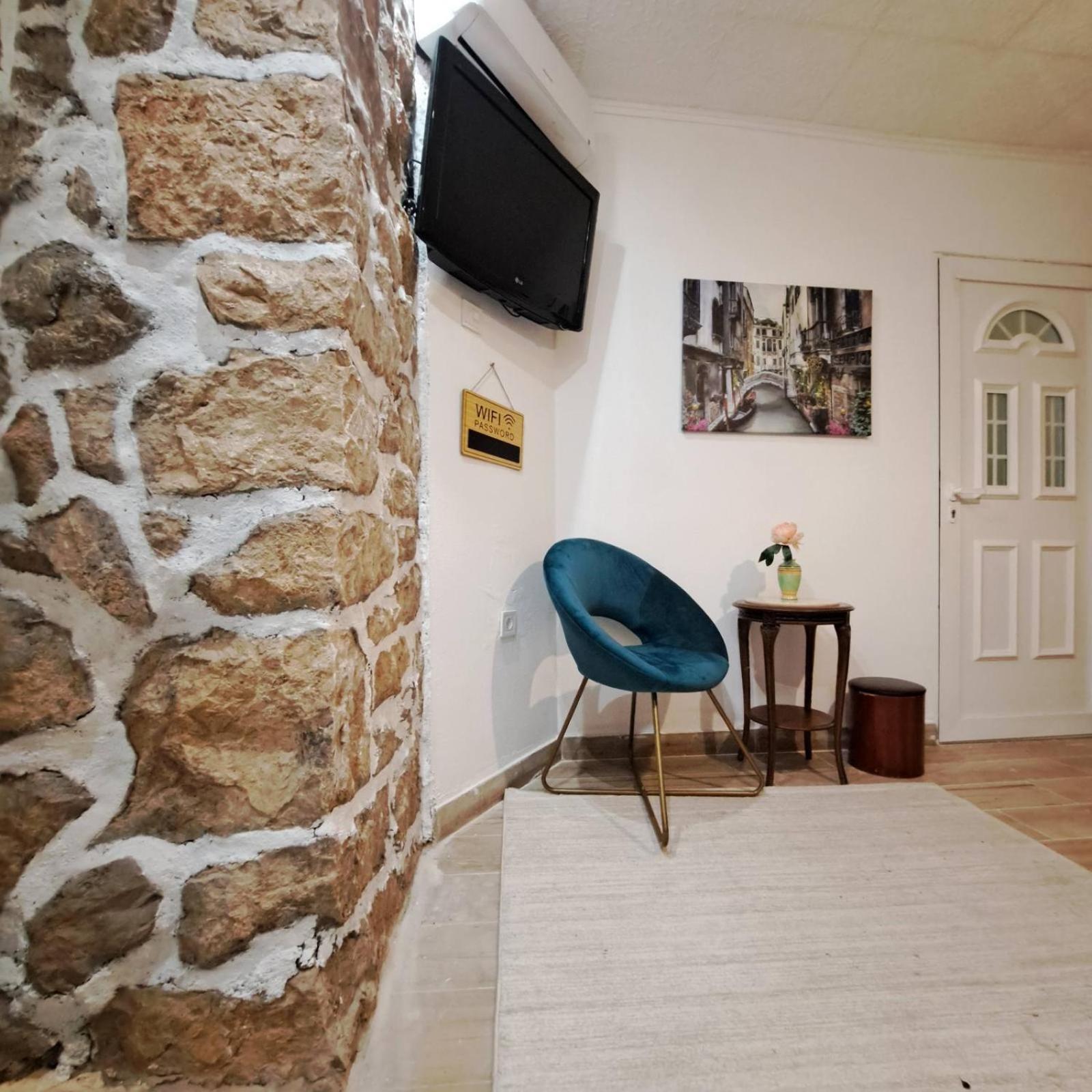 Unique Apartment Centar Подгорица Экстерьер фото