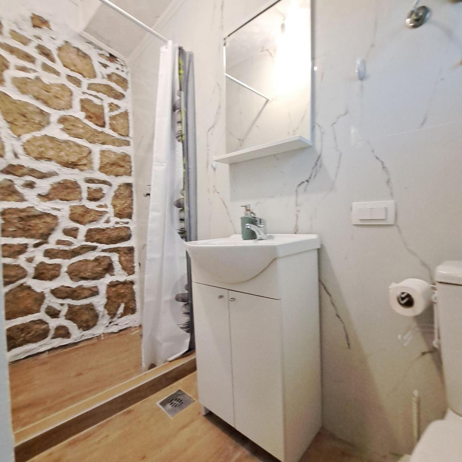 Unique Apartment Centar Подгорица Экстерьер фото